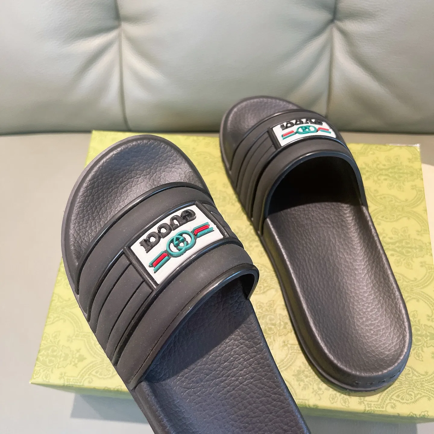 Men's Men's Shoes 130🐮🐮Gucci Gucci Slippers Gucci 2024 latest beach sandals slippers Original molding double G LOGO Original molding consistent Outsole: Men's Men's Shoes u double-layer outsole Size: 35-46